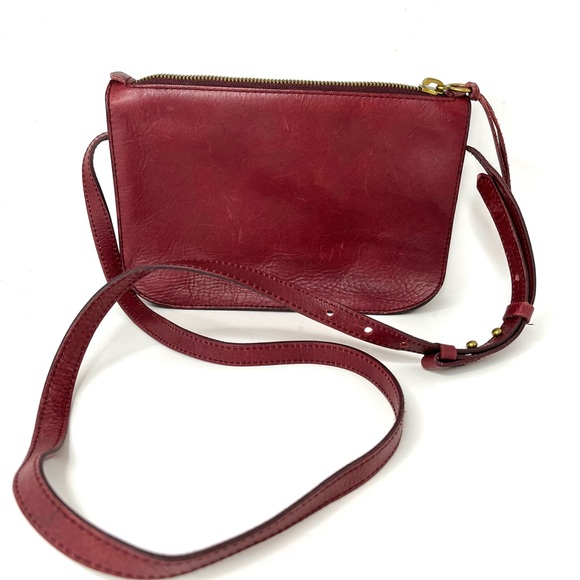 Madewell Handbags - Madewell Burgundy Leather Simple Crossbody Bag Full Zip Closure